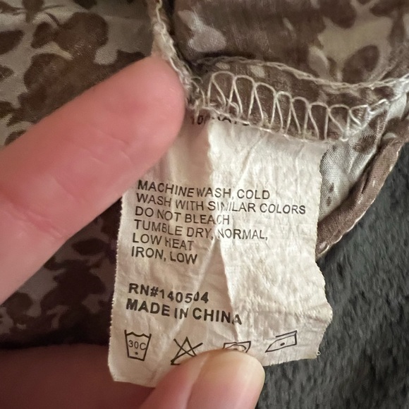 Romy Women’s Flowy Tank Top - Picture 5 of 5